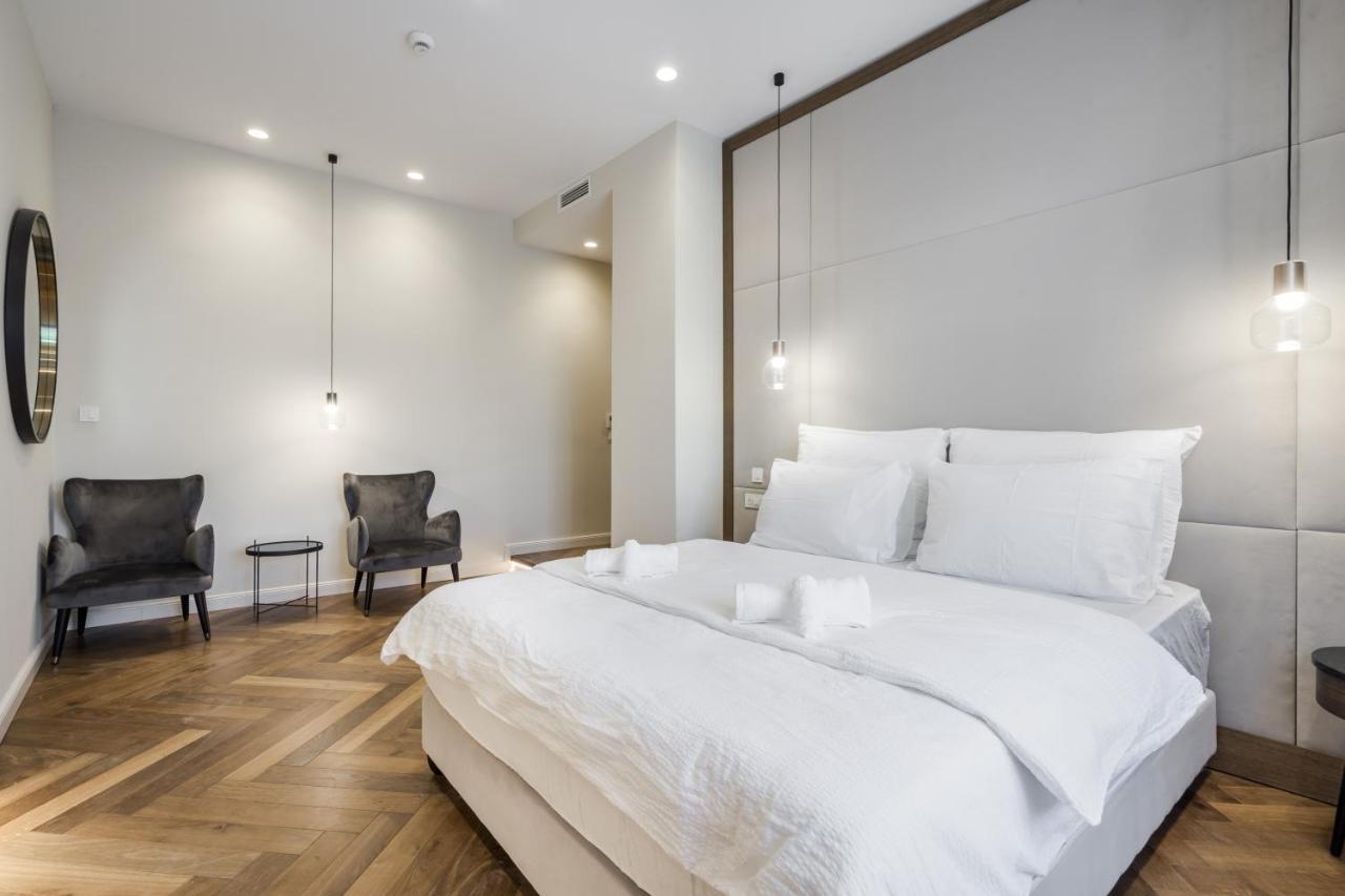 Budapest Eye- Boutique Suites, By Bqa Luaran gambar