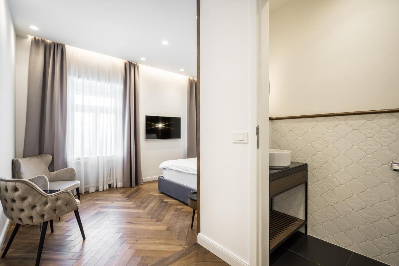 Budapest Eye- Boutique Suites, By Bqa Luaran gambar