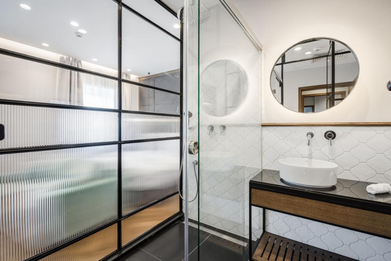 Budapest Eye- Boutique Suites, By Bqa Luaran gambar