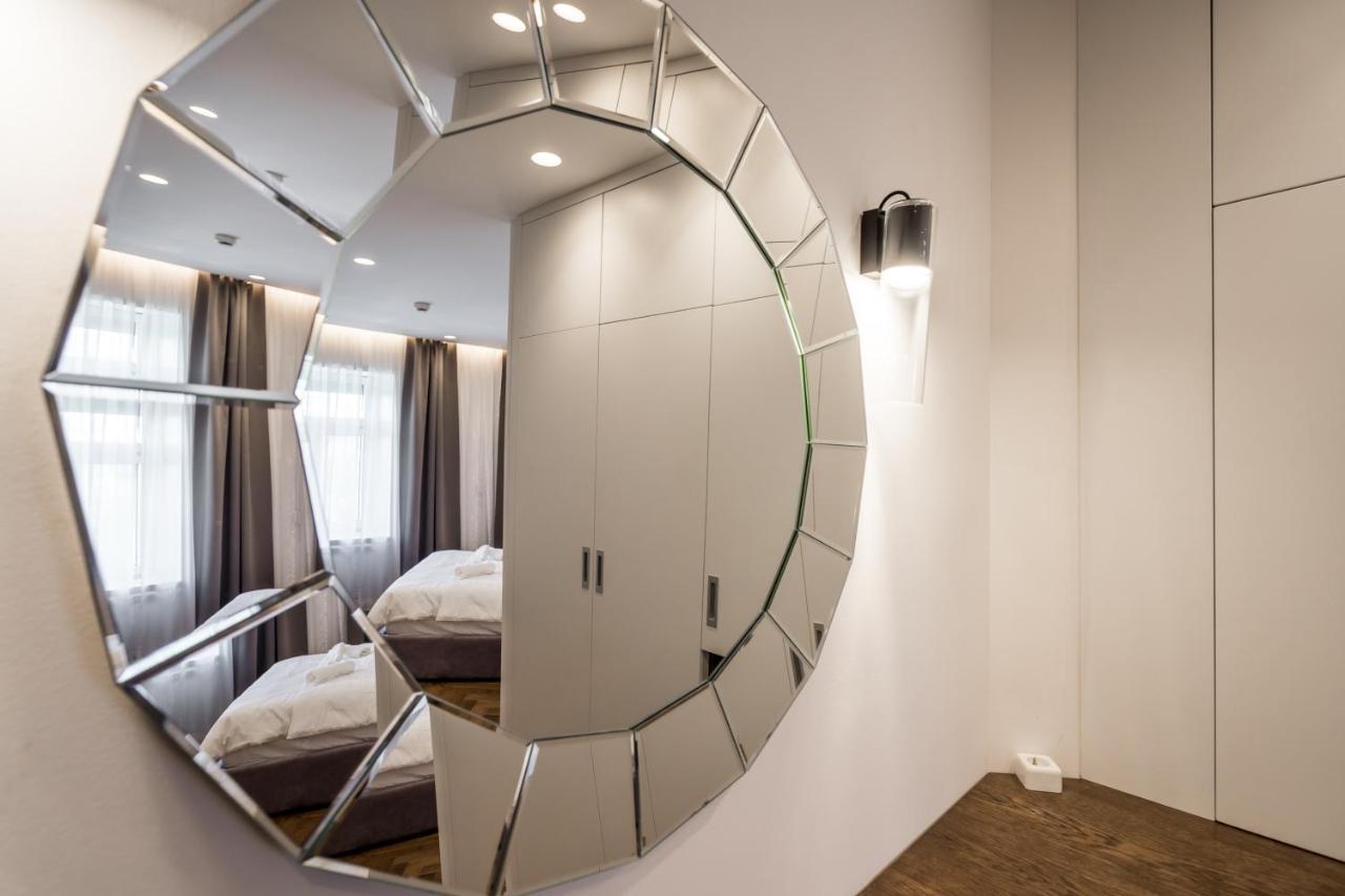 Budapest Eye- Boutique Suites, By Bqa Luaran gambar