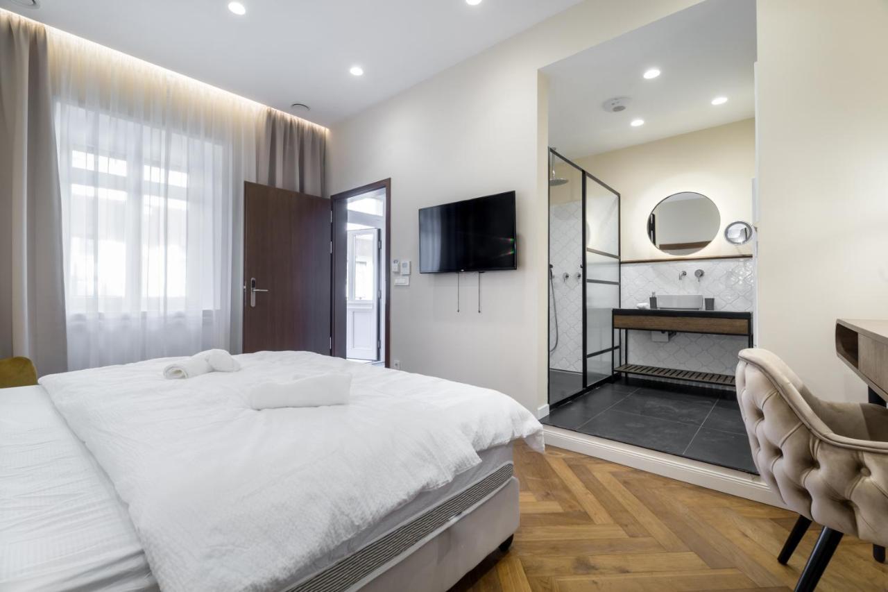 Budapest Eye- Boutique Suites, By Bqa Luaran gambar