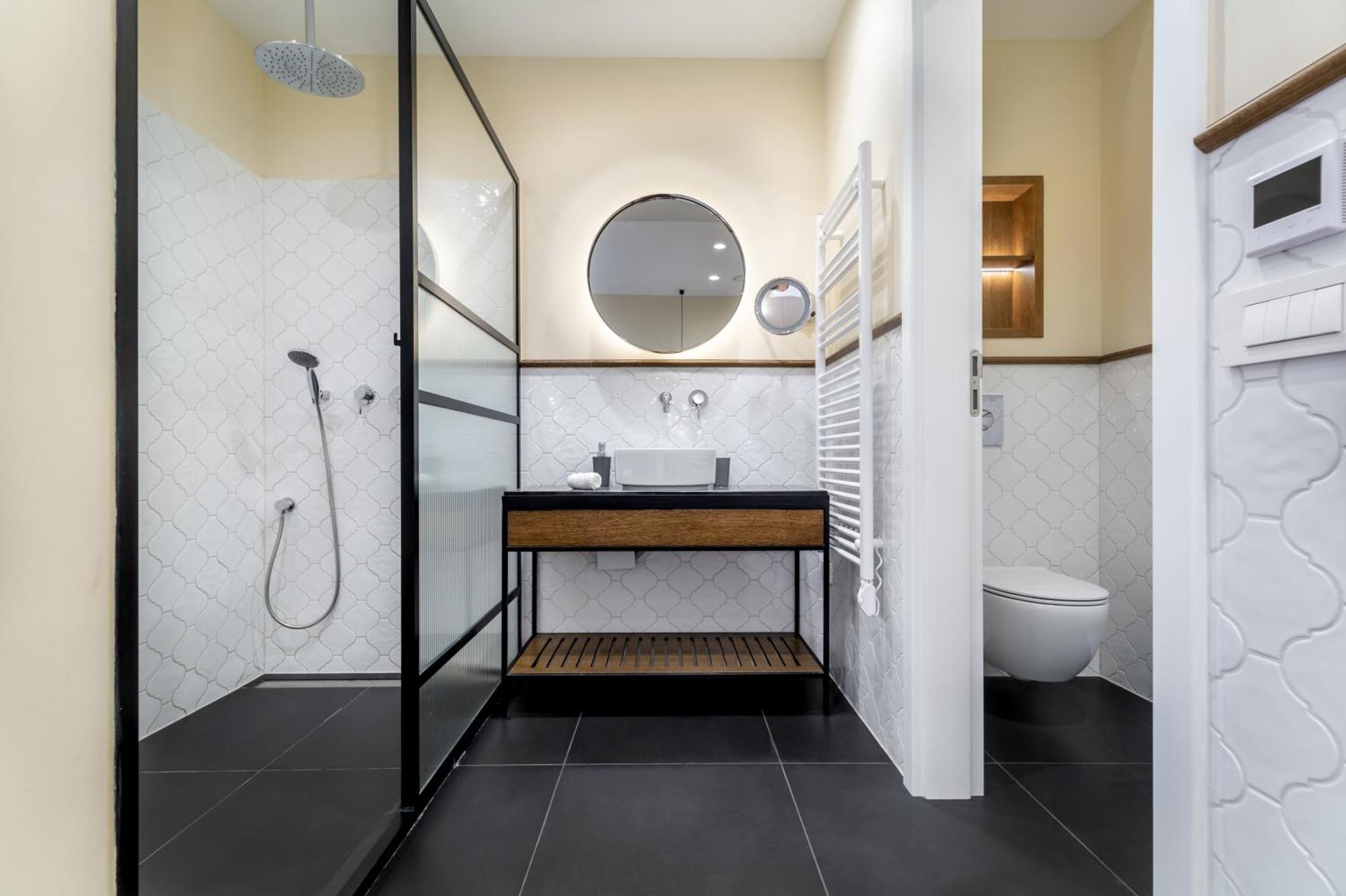 Budapest Eye- Boutique Suites, By Bqa Luaran gambar