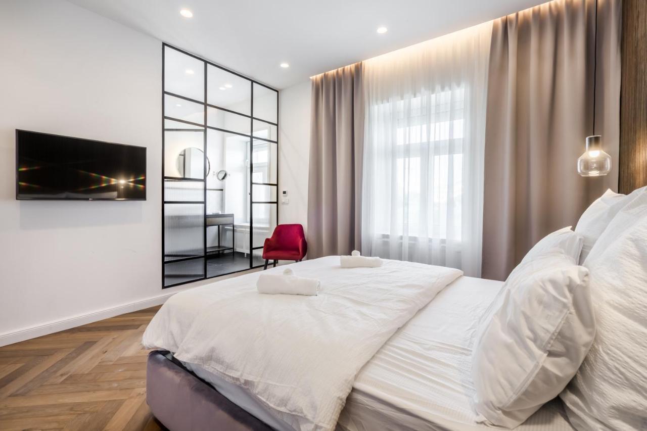 Budapest Eye- Boutique Suites, By Bqa Luaran gambar